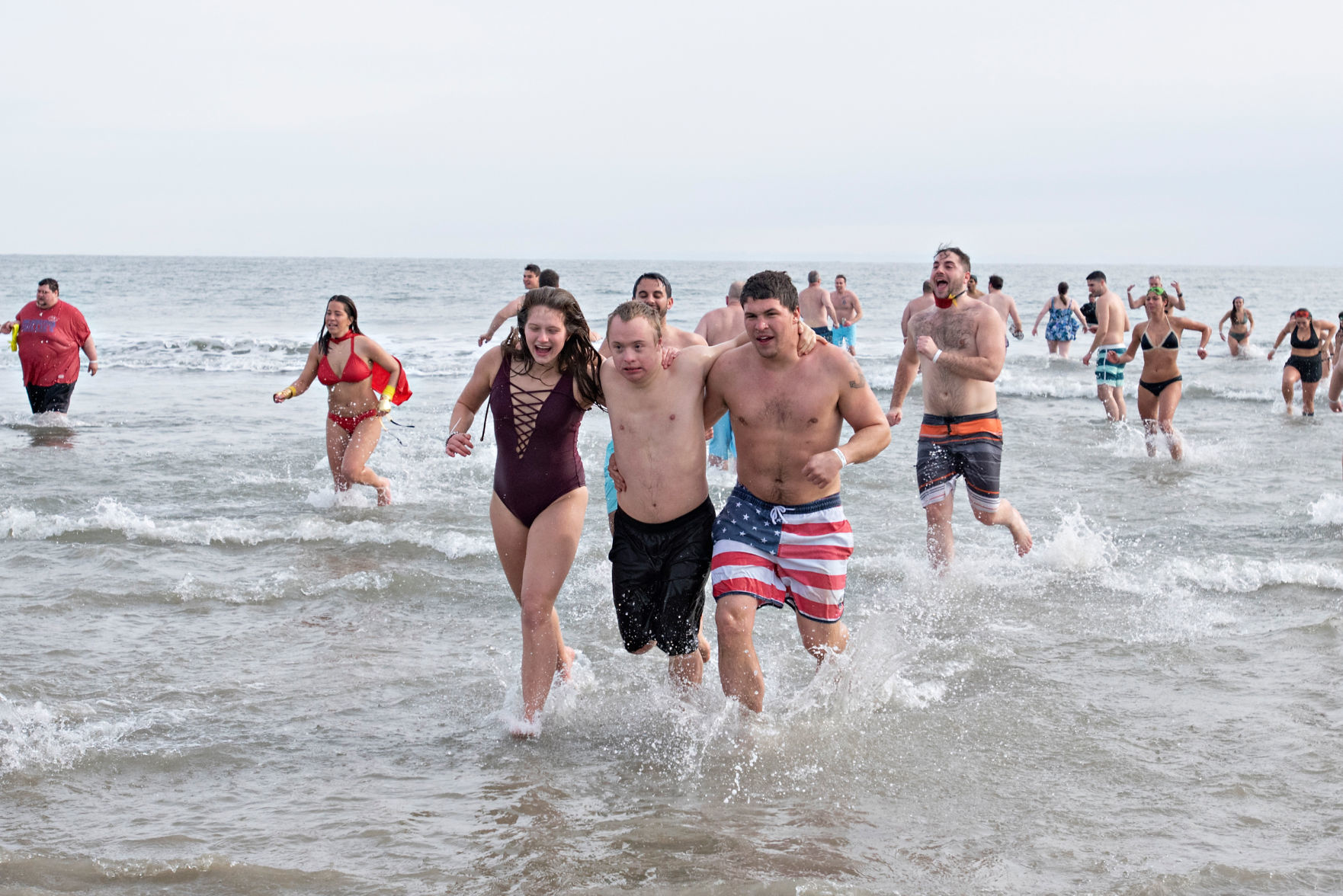 011319_nws_wildplunge